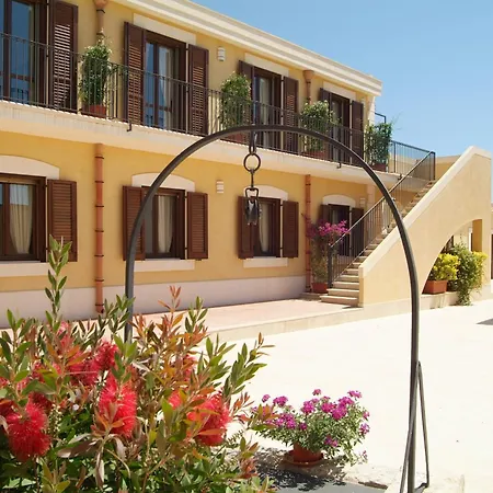Hotel La Corte Del Sole Lido di Noto