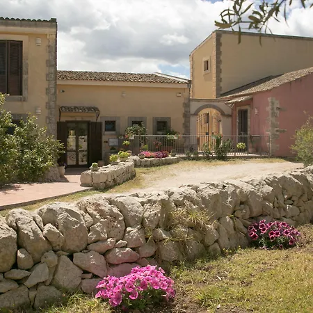 فندق La Corte Del Sole Lido di Noto
